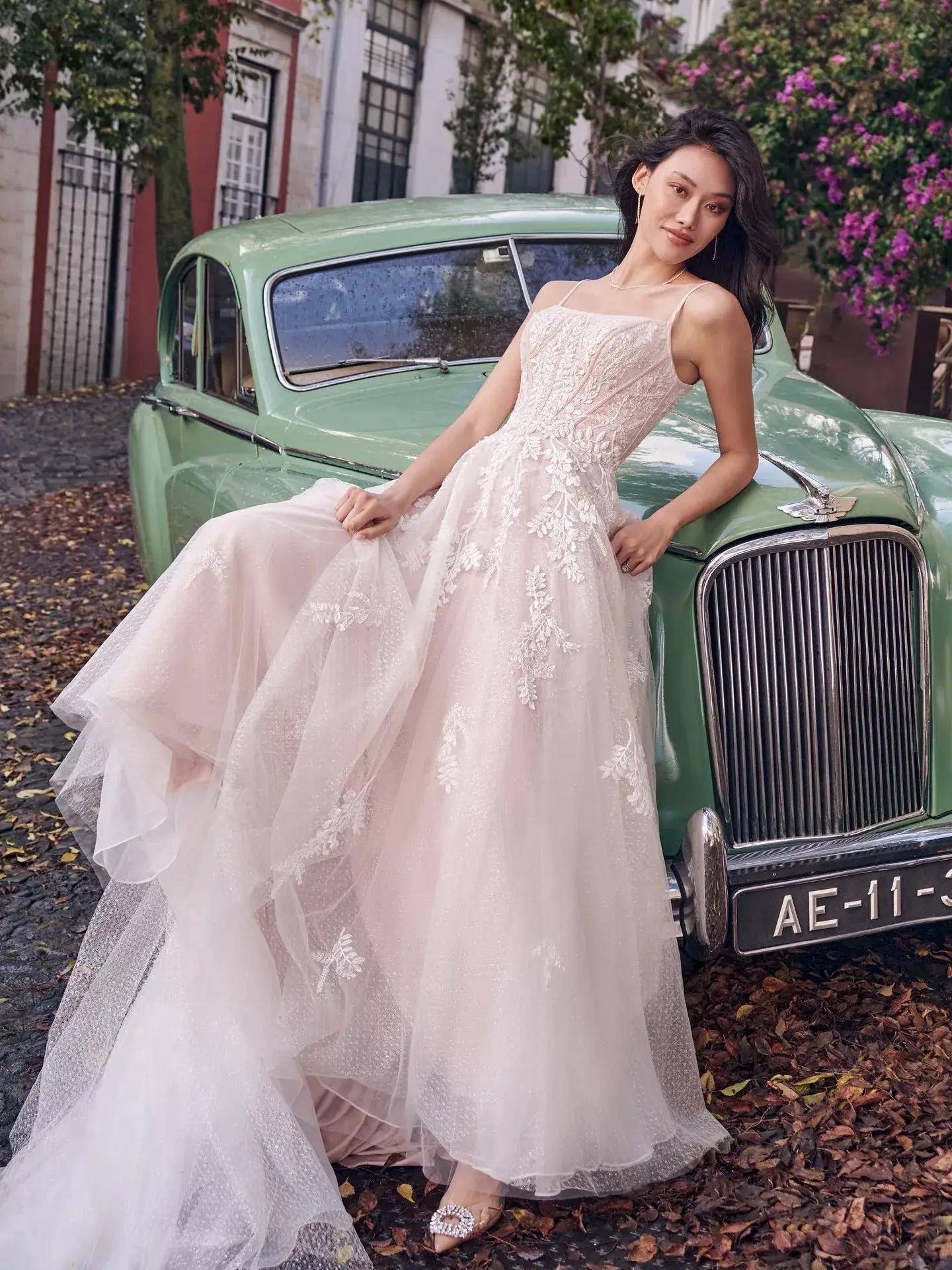 Journey to your Dream Wedding Gown: Tips and Trends Image