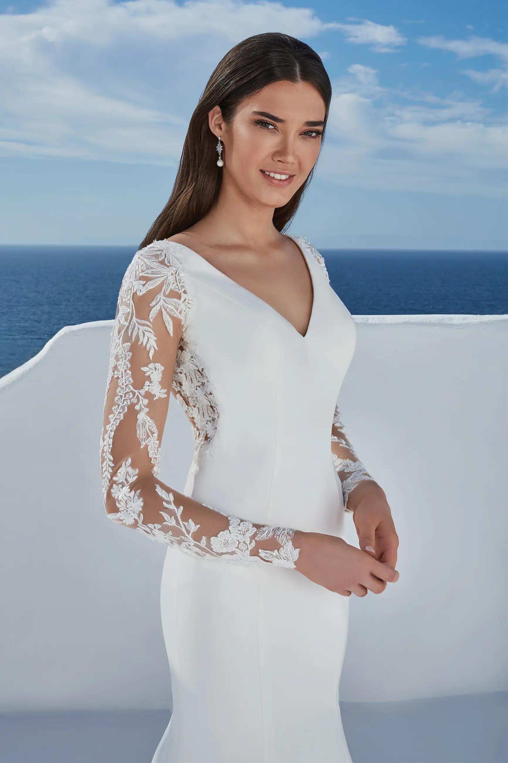 Why Brides are Raving About the Justin Alexander Collection Image
